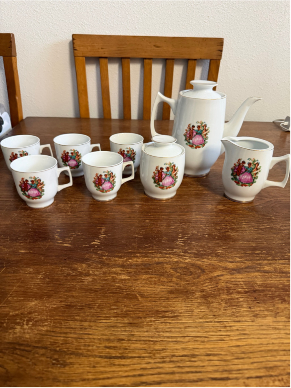 Vintage Made in China Courting Couple Coffee Tea Set Pot Sugar Creamer 5 Cups